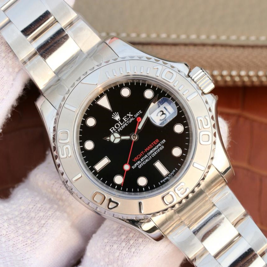 Pure Silver Black & White Dial Stainless Steel 40mm Y746