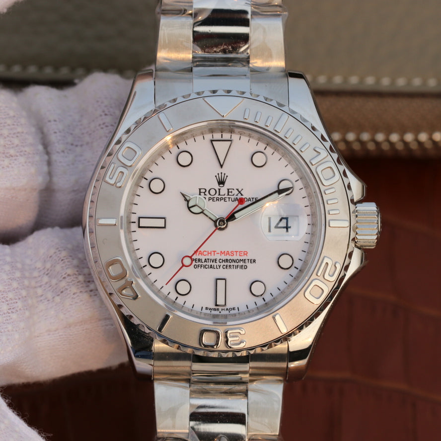 Pure Silver Black & White Dial Stainless Steel 40mm Y746