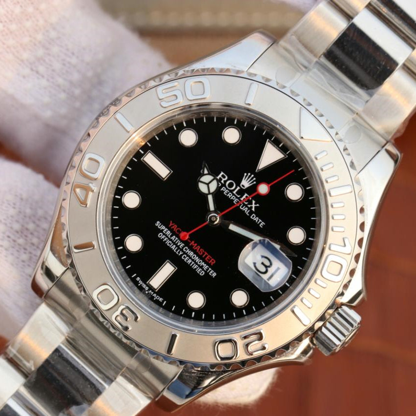 Pure Silver Black & White Dial Stainless Steel 40mm Y746