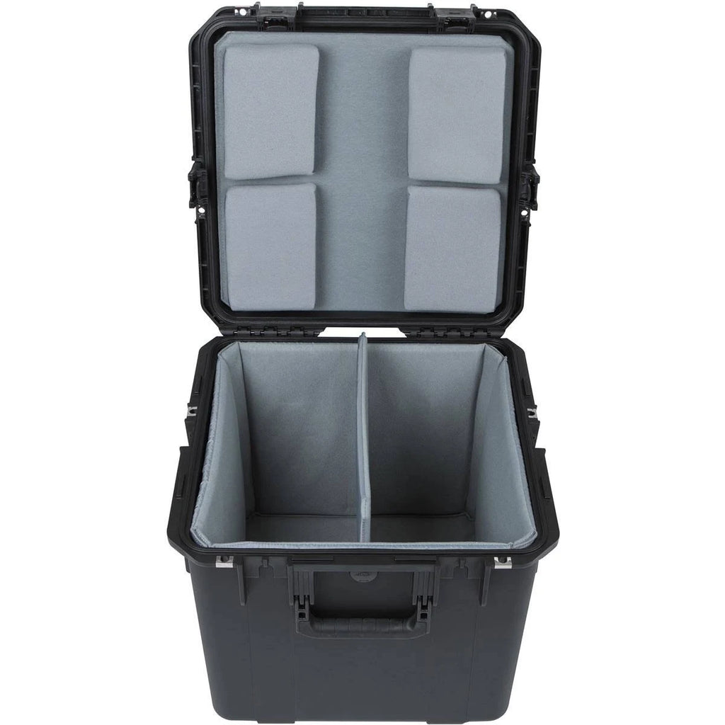 Waterproof Case with Padded Liner E11617