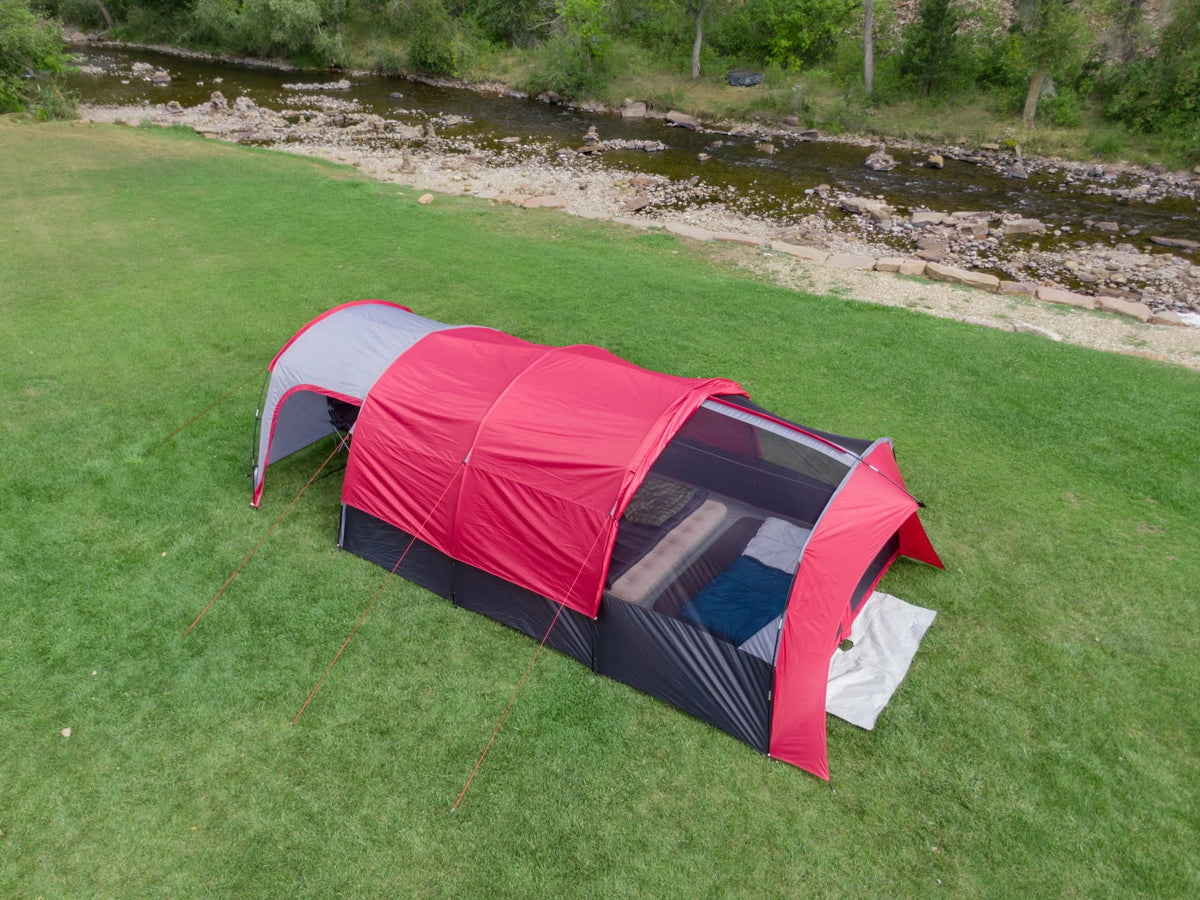 10-Person Tunnel Tent with Vestibule P741012