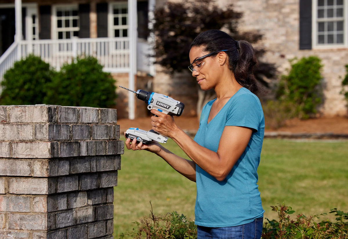 1/2-inch Cordless Hammer Drill Kit R295