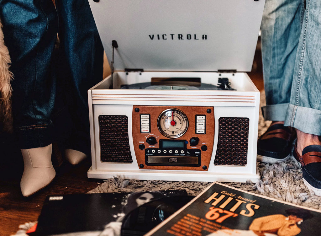 Wood 8-in-1 Bluetooth Record Player with USB Encoding and 3-speed Turntable - White V568