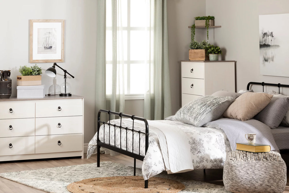 Queen Metal Platform Bed Y155810